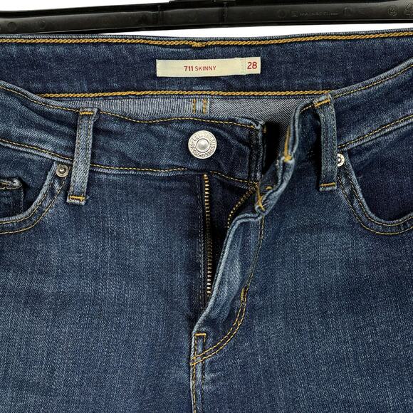 Levi’s 711 Womens SZ 28 Skinny Jeans Distressed Pockets Stretch Zip-Fly Low-Rise - Picture 4 of 12